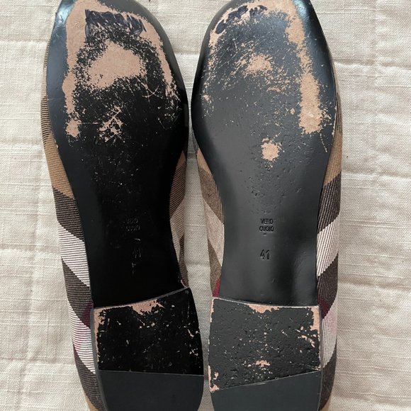 Burberry Checkered Flats - Black and Tan - Picture 3 of 4